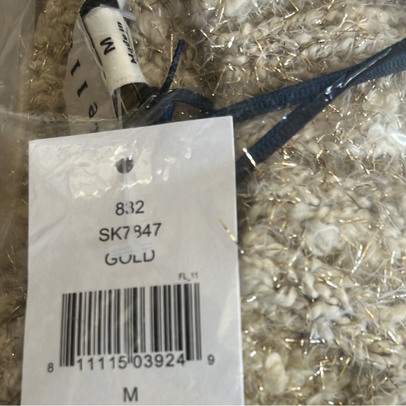 🍃💕NWT STELLAH Gold Metallic Slub Knit Fringe Sweater Size M - Picture 7 of 8